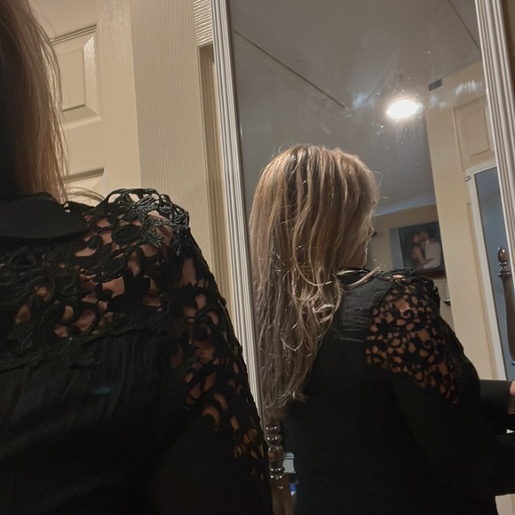 Kaelyn-Max Blouse - Picture 7 of 12